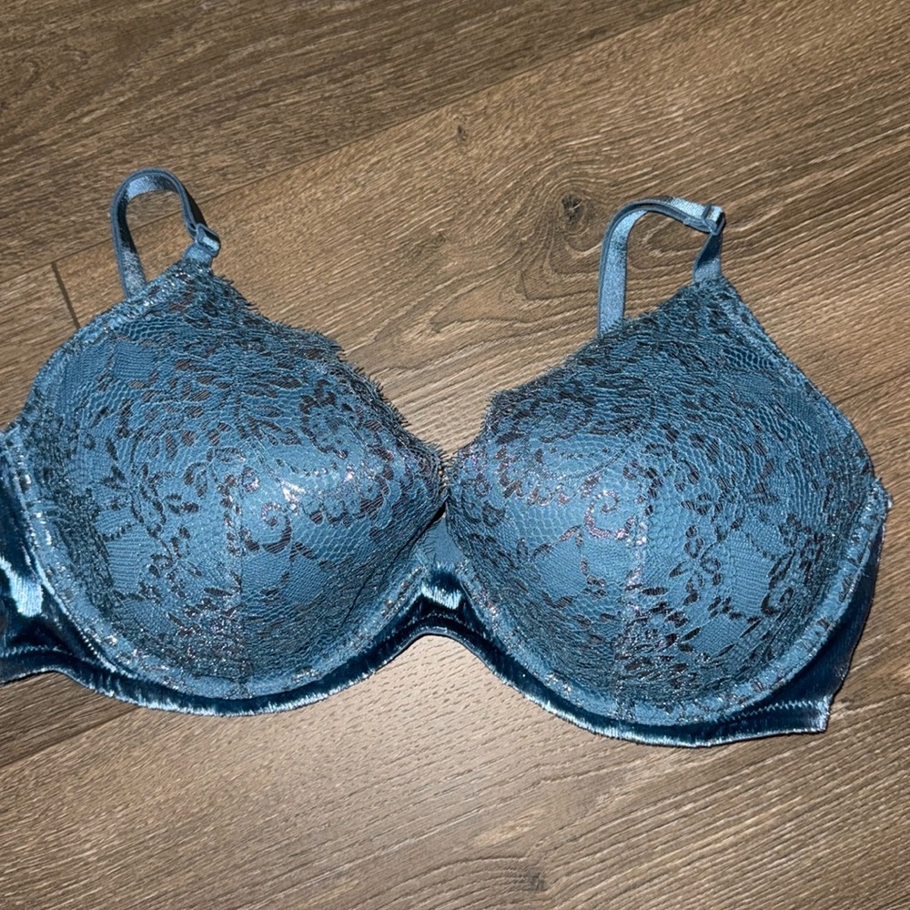 Victoria's Secret Bra Very Sexy Lightly Lined Turquoise/Teal& Silver Plunge 36d